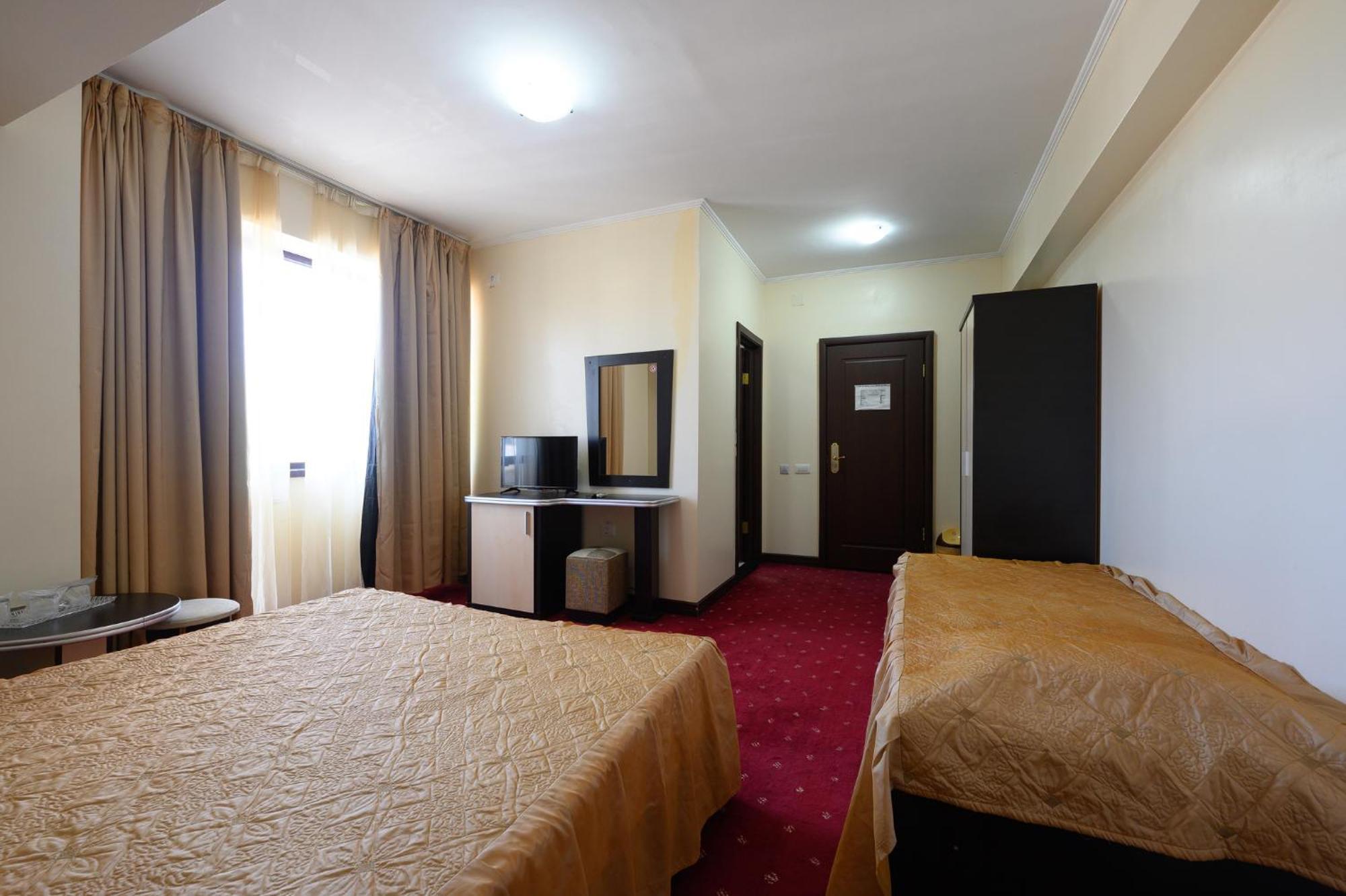 Hotel Coral Eforie Bagian luar foto