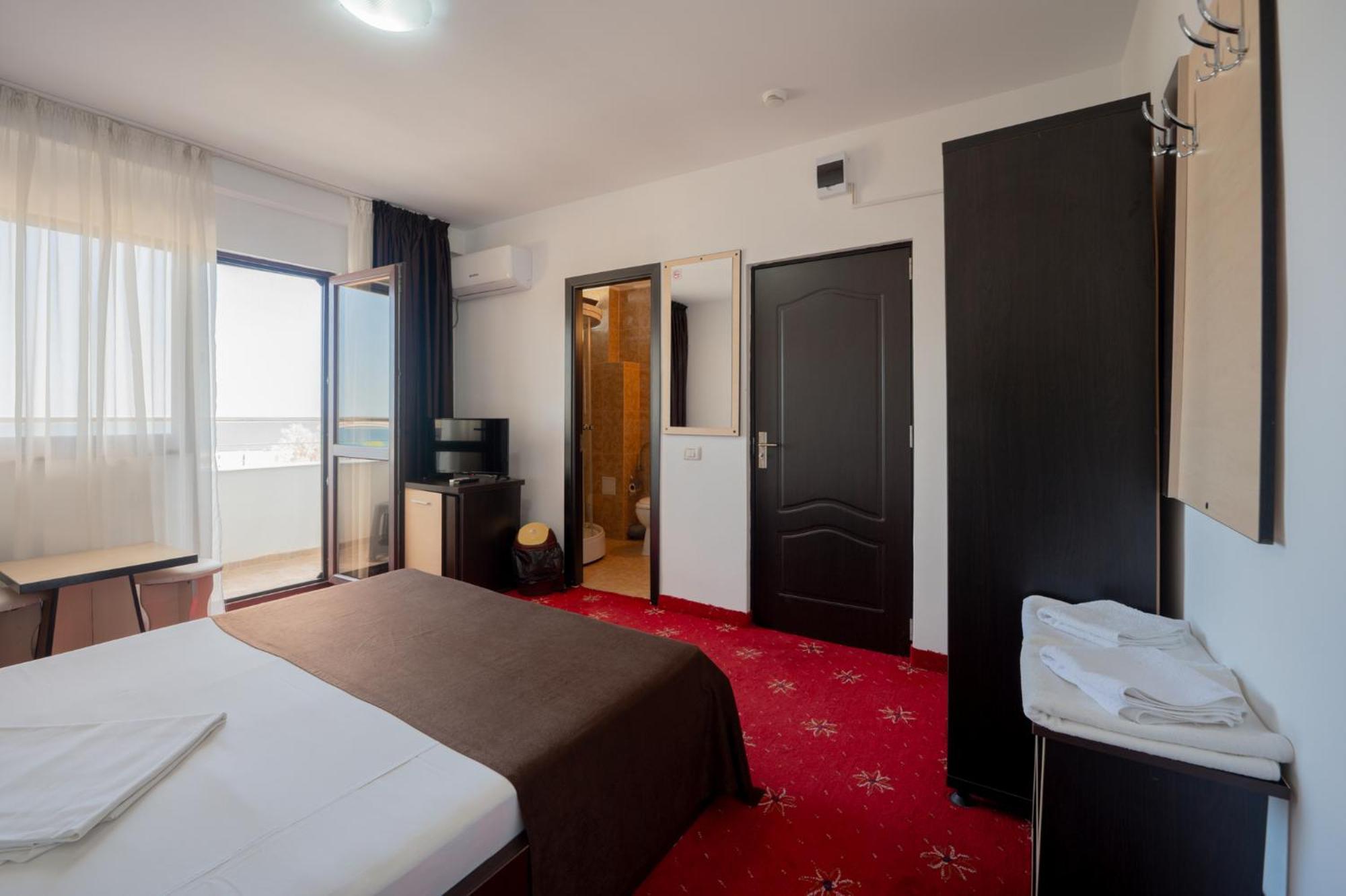Hotel Coral Eforie Bagian luar foto