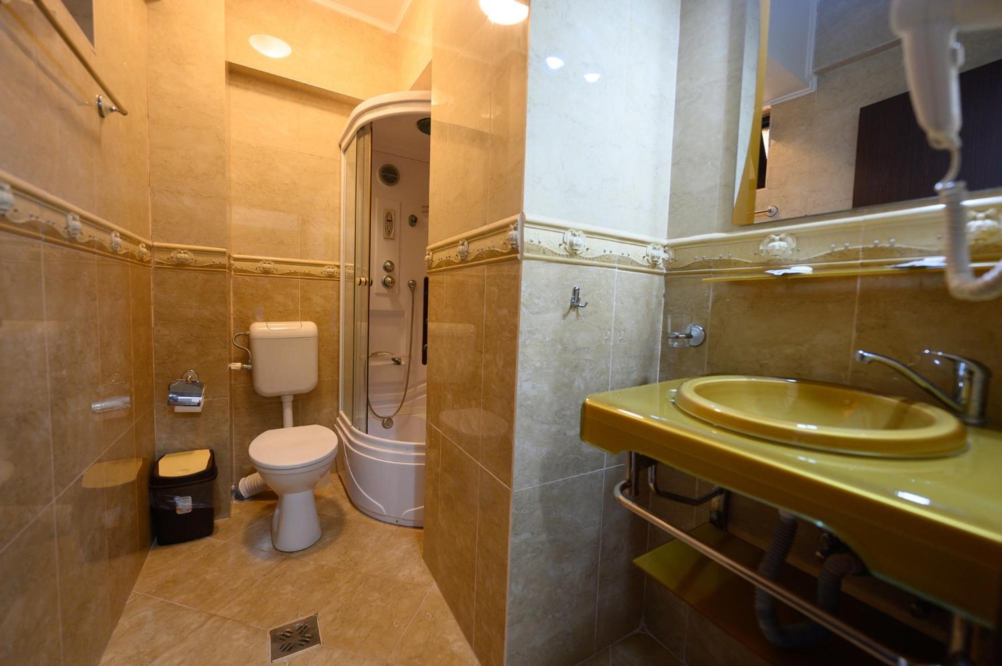Hotel Coral Eforie Bagian luar foto